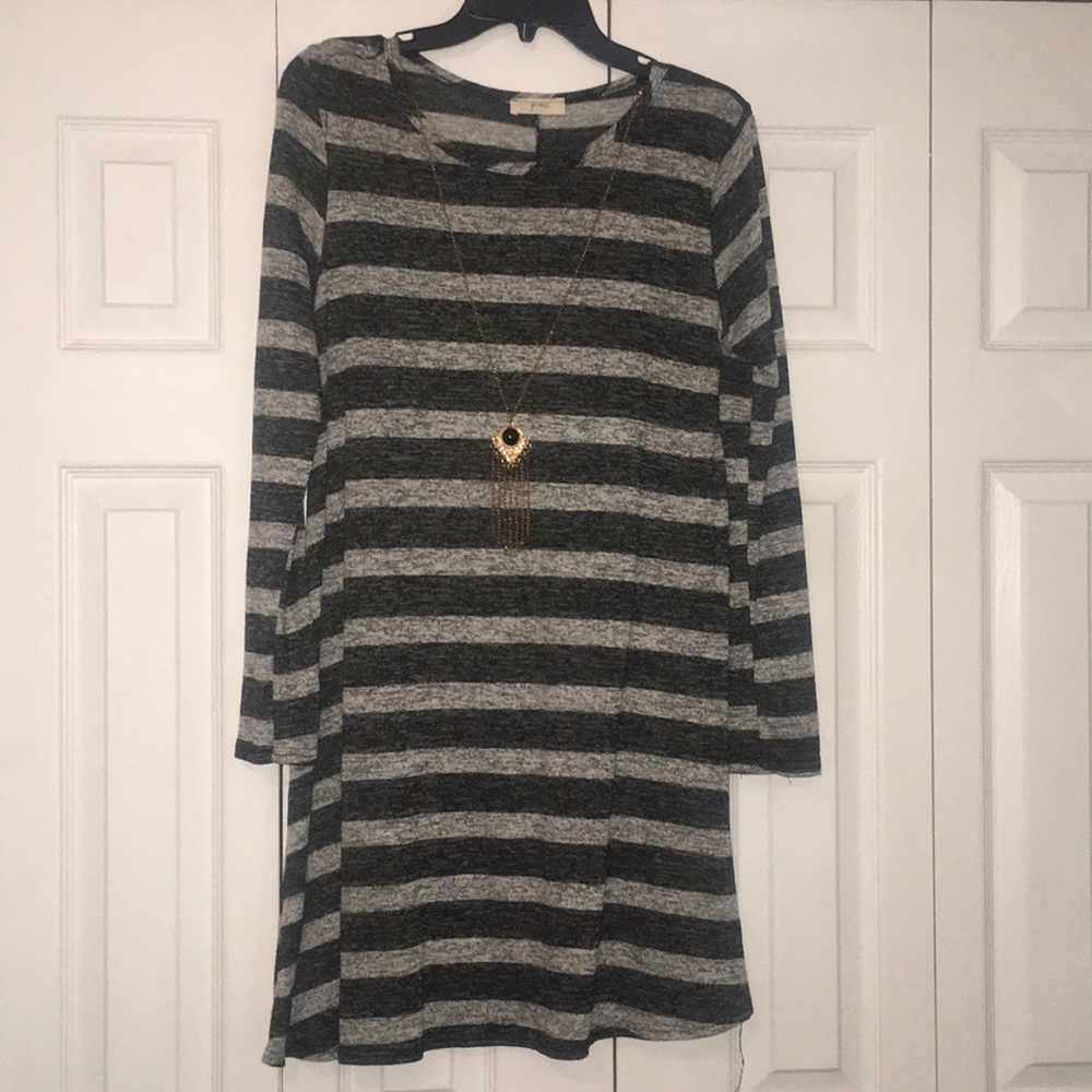Gray/black stripe long sleeve dress